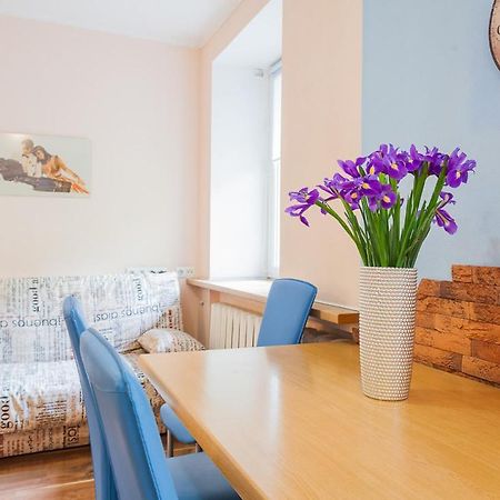 Cozy Apartments Near Olympic Stadium Kiev Esterno foto