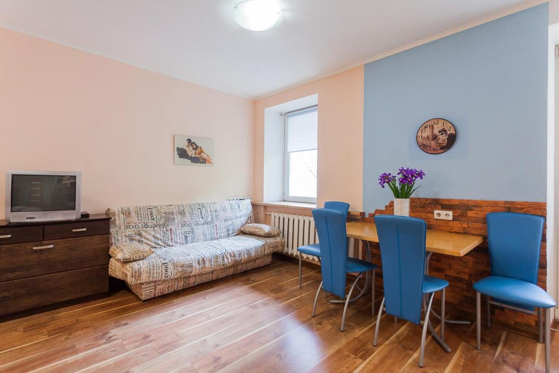 Cozy Apartments Near Olympic Stadium Kiev Esterno foto